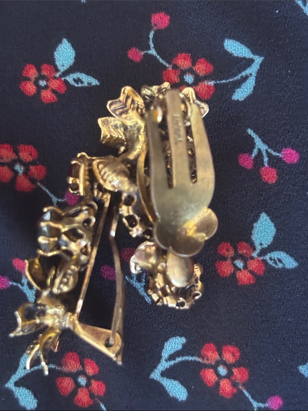 Signed Amourelle rhinestone Clip on climber Earrings - Picture 3 of 3